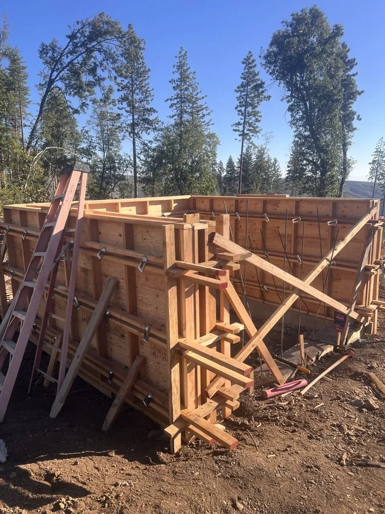 Affordable fence installation service in Willows, CA - Eagle Claw Construction
