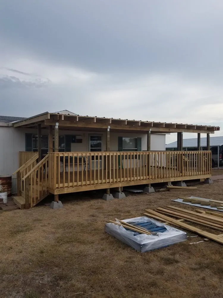 Local fence repair in Newark, TX by E&C construction