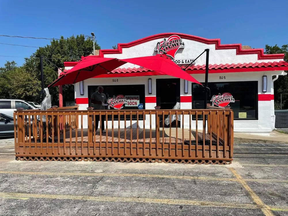 Quality fence repair in Newark, TX by E&C construction