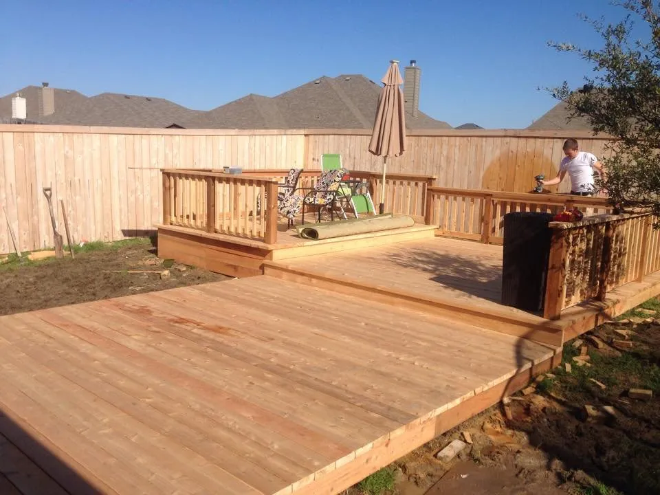 Quality vinyl fence installation in Rowlett, TX by ECCO Services