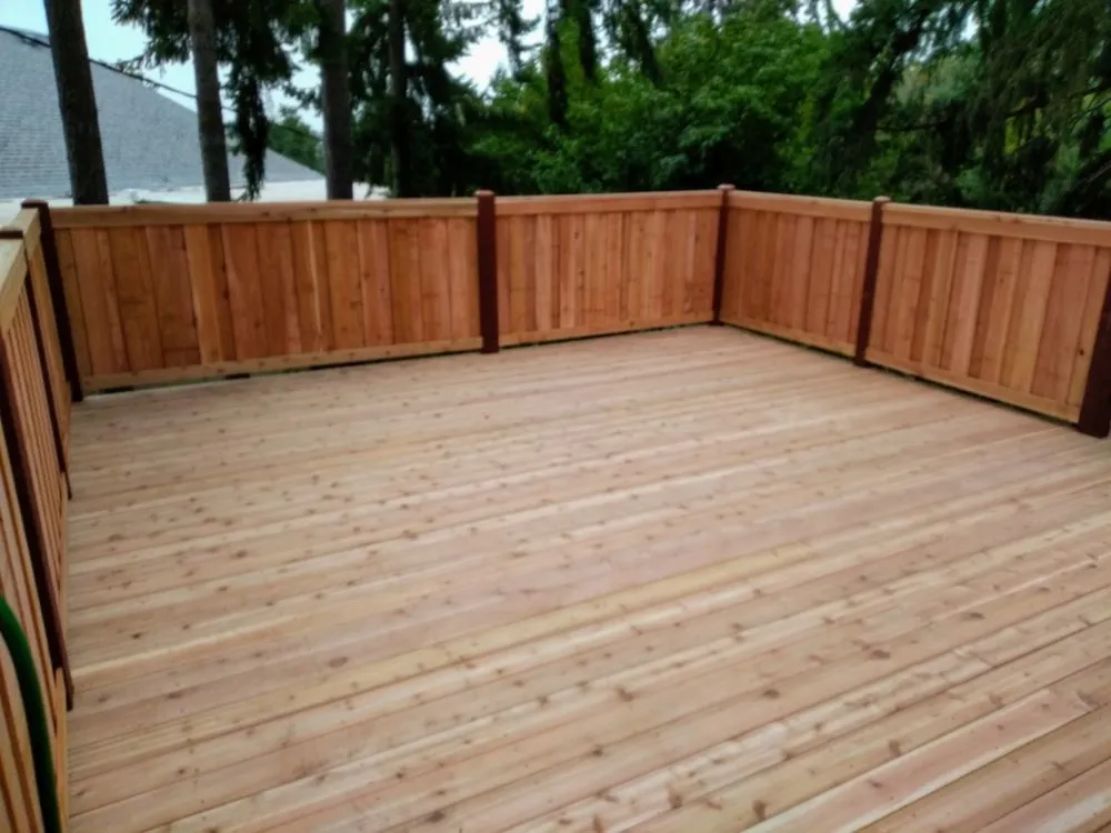 Trusted wood fence service experts serving Eugene, OR - Eclipse Fence & Construction