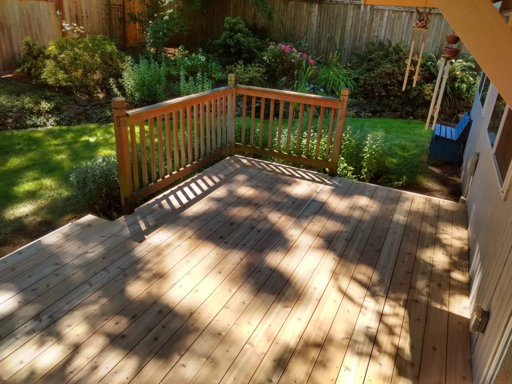 Expert fence repair for homes in Eugene, OR by Eclipse Fence & Construction