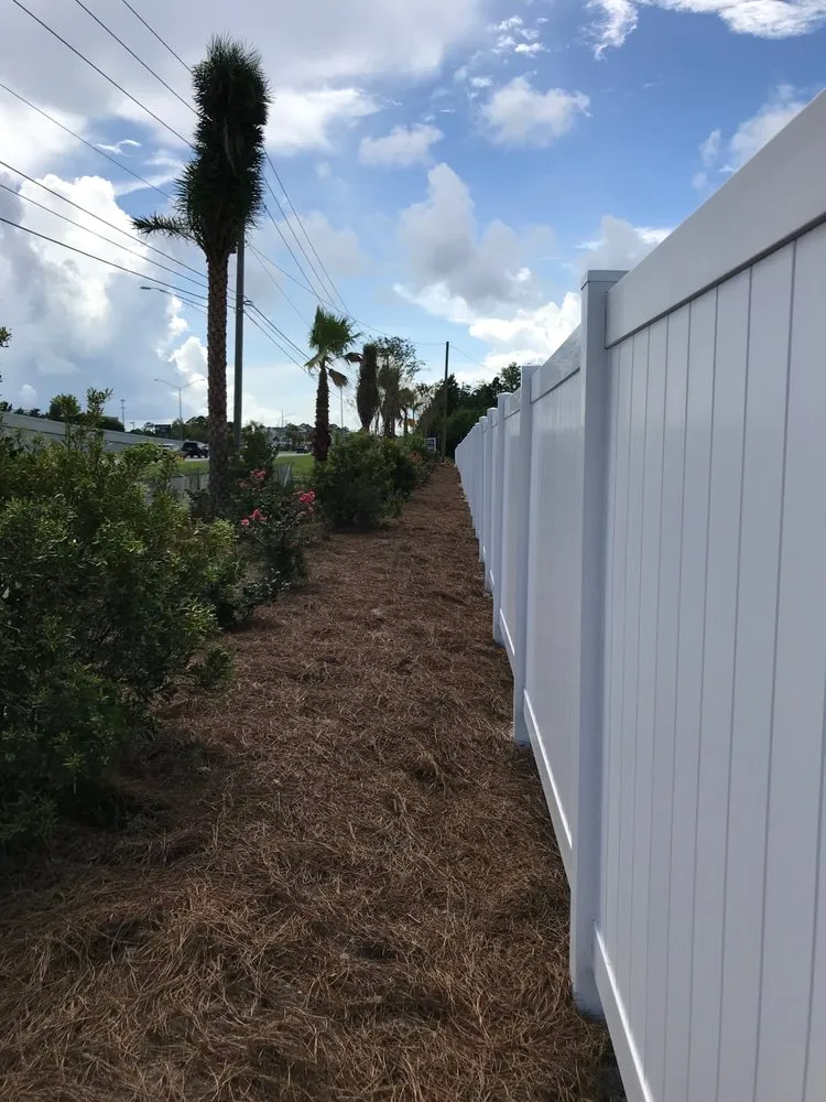 Professional privacy fencing for homes in Panama CIty, FL by Eclipse