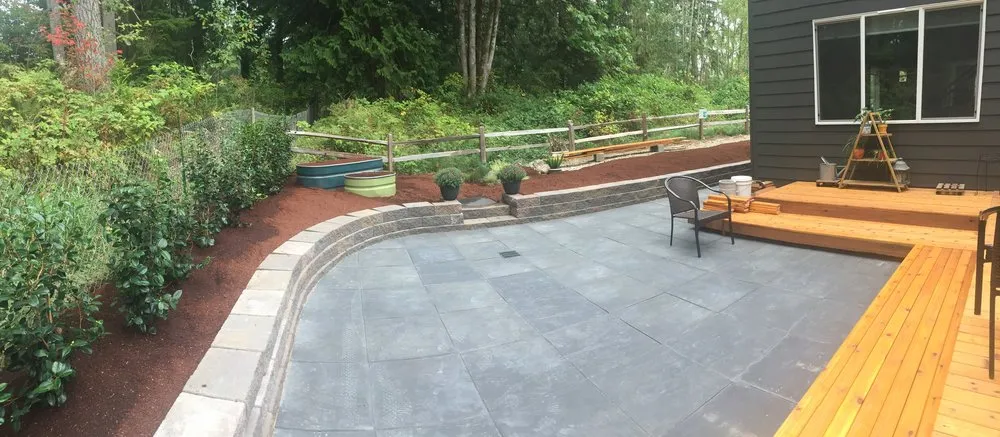 Quality fence repair service in Bothell, WA - Ediscapes Landscaping