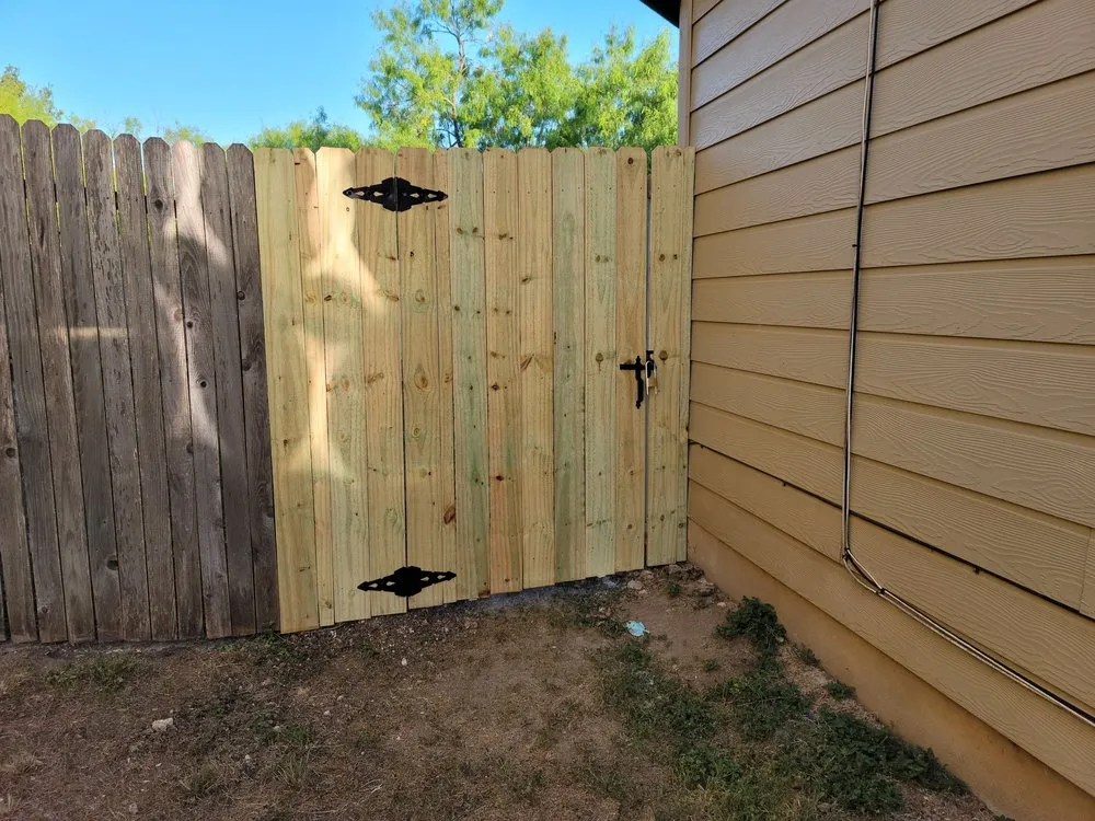 Quality fence installation experts serving Dover, DE - Ergeon