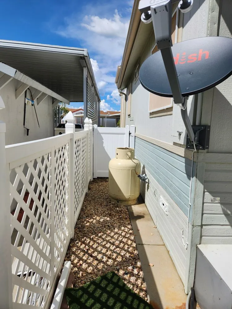 Expert wood fence service in Riverside, CA by Ergeon