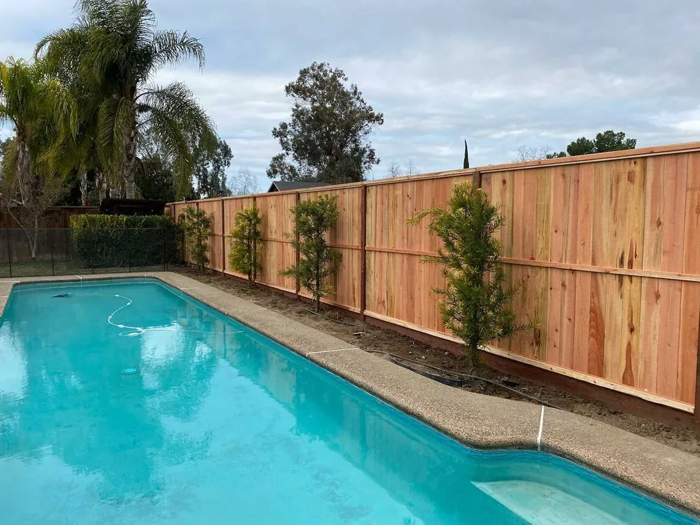 Local chain link fencing service in Riverside, CA - Ergeon
