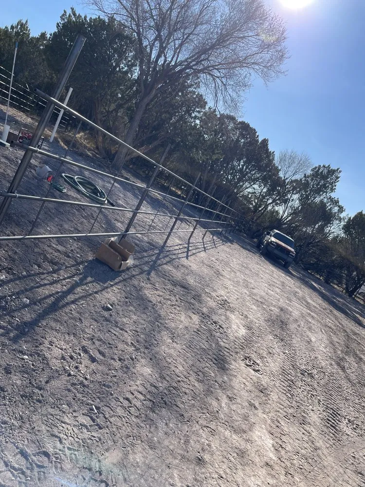 Local wood fence service service in Springerville, AZ - ET Custom