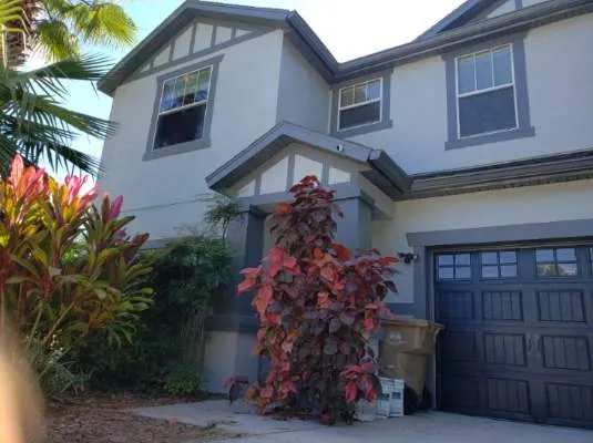 Local fence installation service in Ocoee, FL - Eure’s Paint & Construction