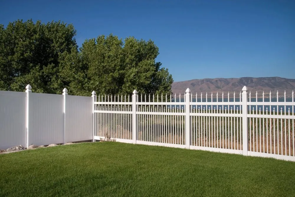 Top-rated wood fence service service in Beaumont, CA - EverFence