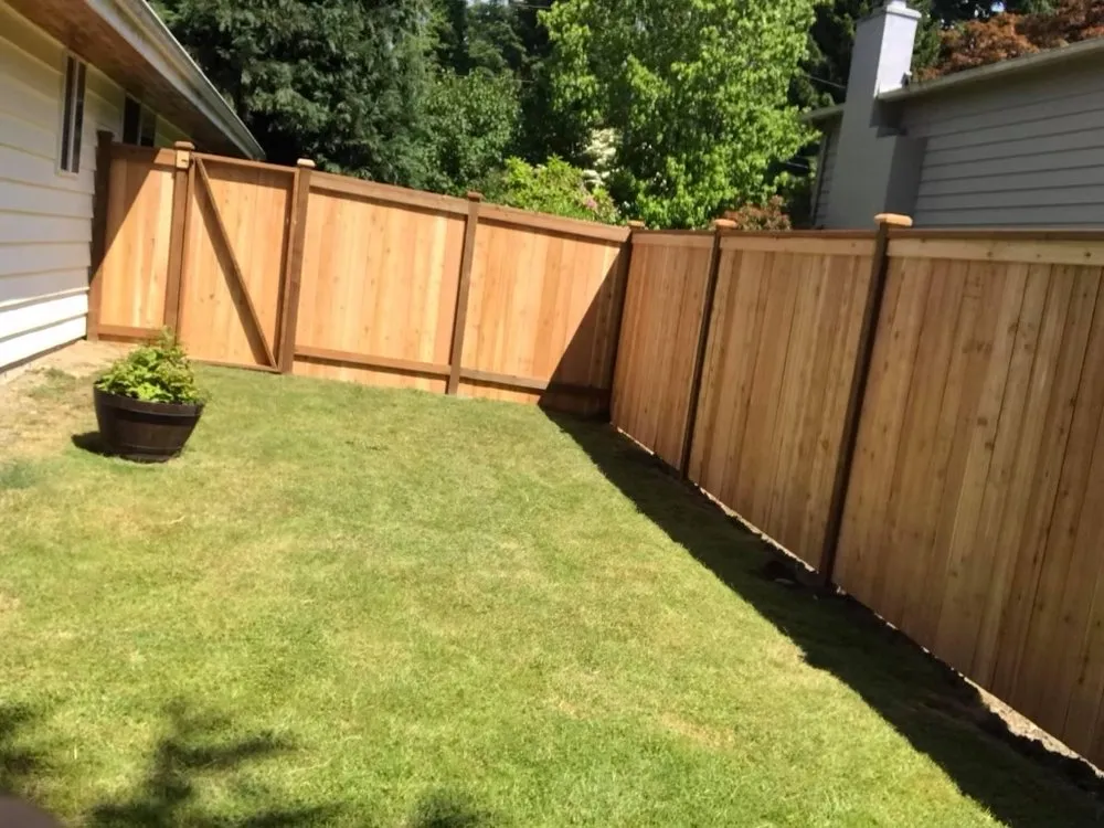 Trusted wood fence service service in Everett, WA - Evolution Roofing And Construction