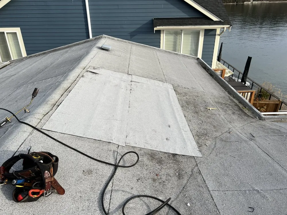 Reliable fence repair in Everett, WA by Evolution Roofing And Construction
