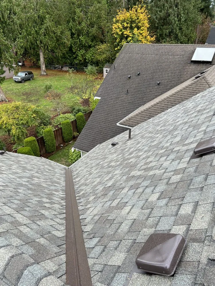 Top-rated wood fence service service in Everett, WA - Evolution Roofing And Construction