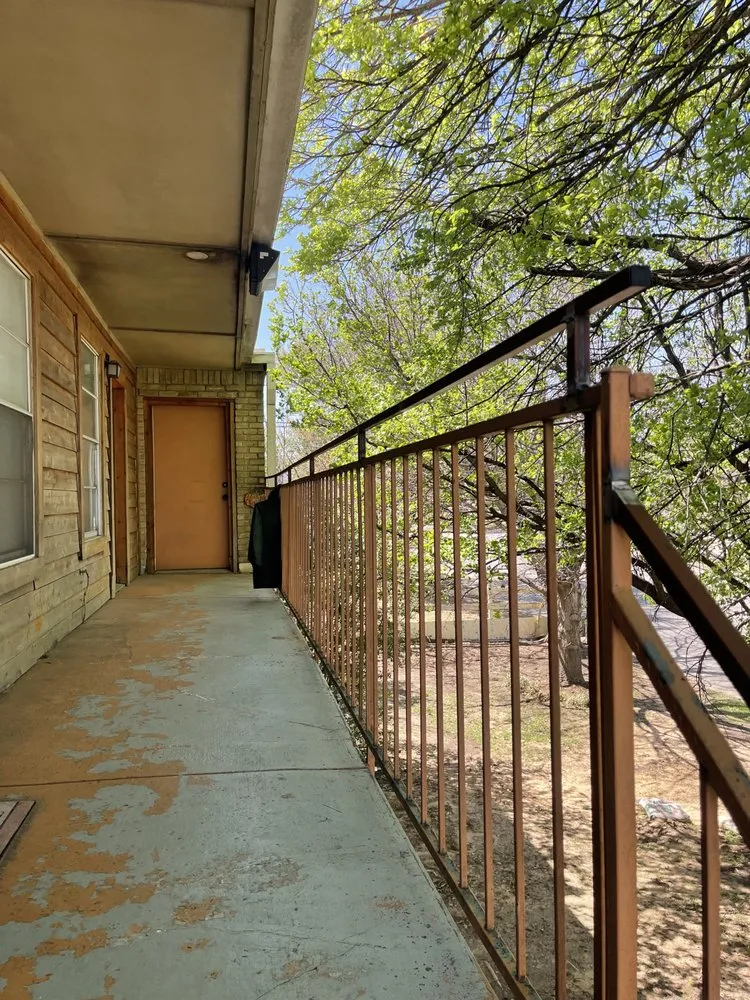 Quality vinyl fence installation in Corinth, TX by F3 Welding