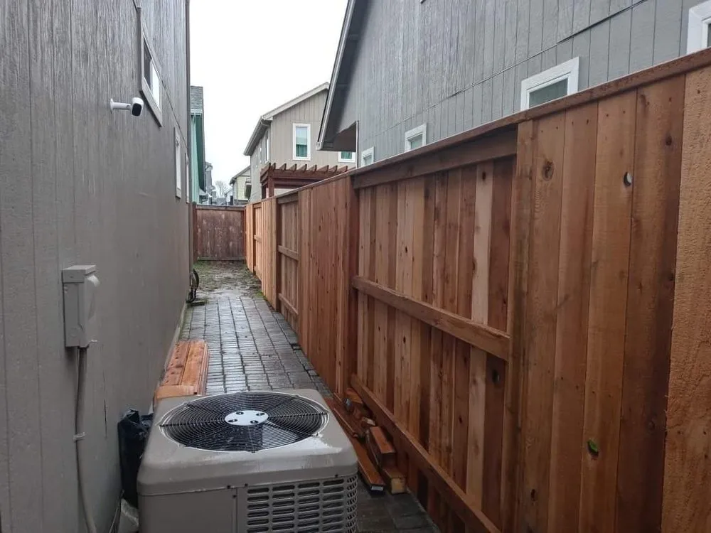 Affordable fence repair for homes in Eugene, OR by Facade Construction