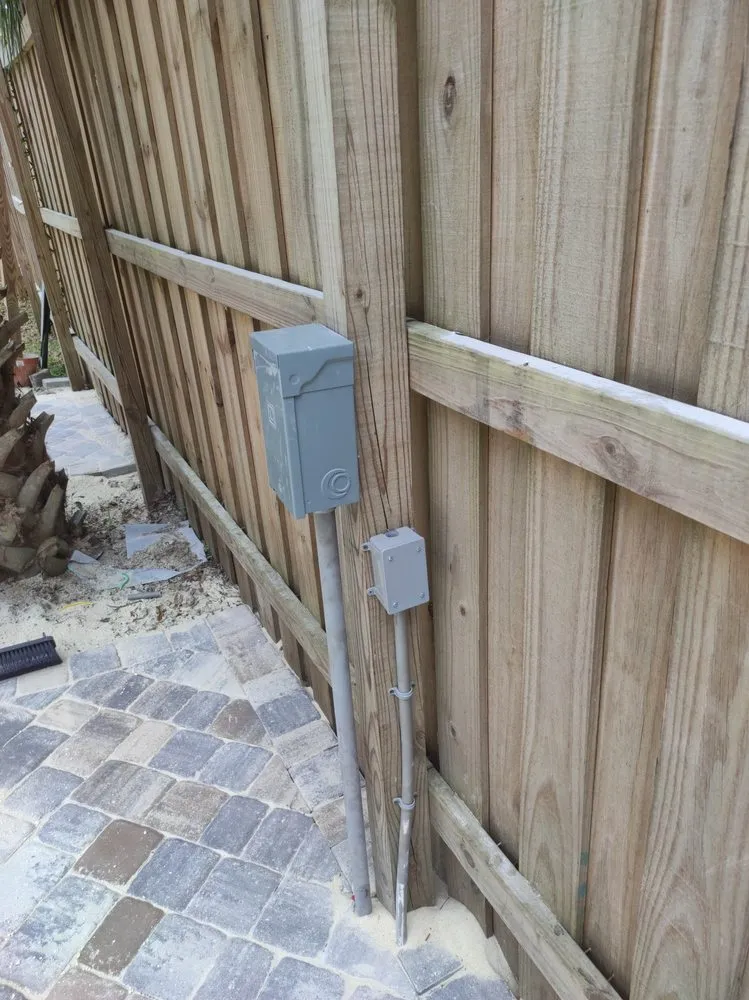 Trusted fence installation in Silver Spring, MD by Farnum