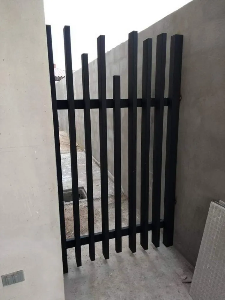 Quality privacy fencing for homes in Murrieta, CA by Fausto's Help