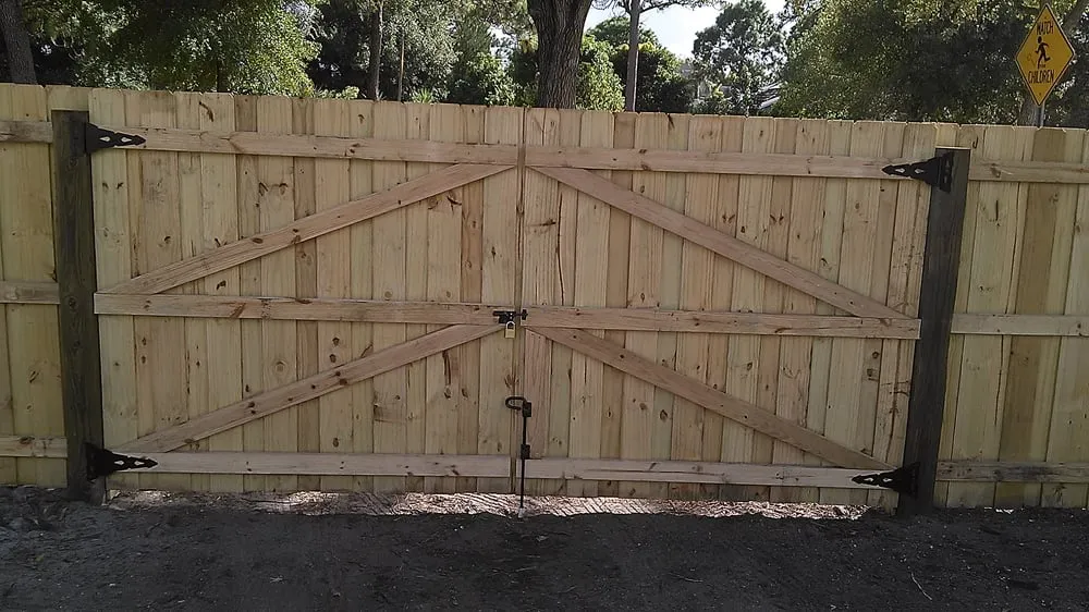Affordable wood fence service experts serving Rockledge, FL - Fence & Gate Plus