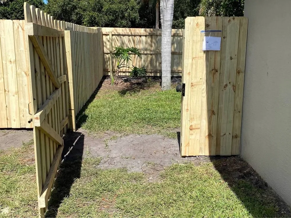 Local wood fence service experts serving Rockledge, FL - Fence & Gate Plus