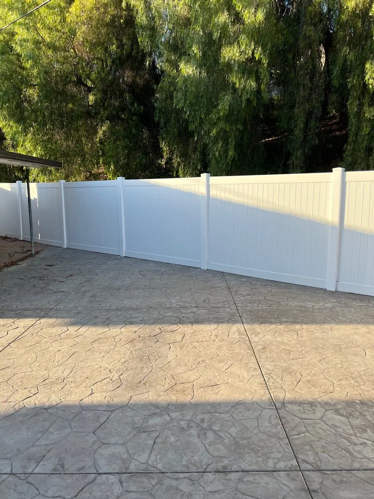 Affordable privacy fencing in Glendale, CA by Fence General