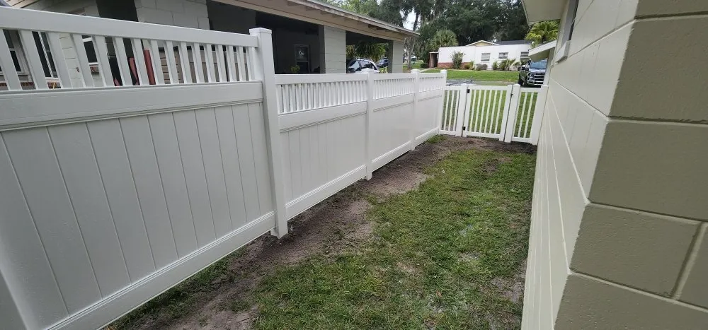 Reliable fence repair service in Mount Dora, FL - Fence Guy