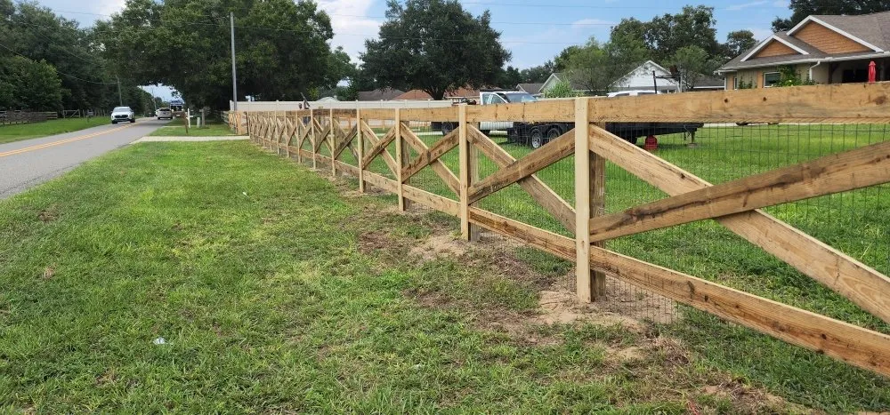Trusted privacy fencing for homes in Mount Dora, FL by Fence Guy