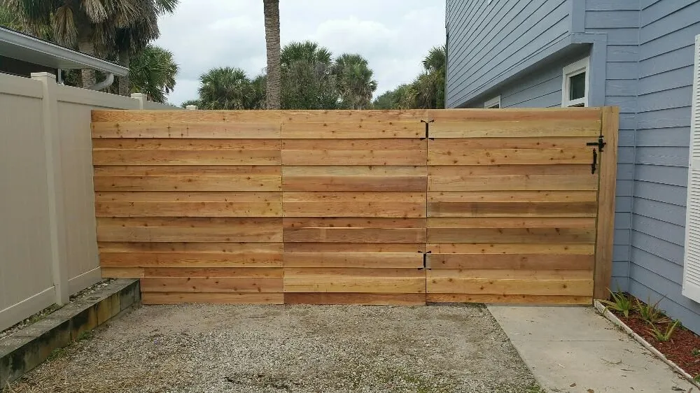 Expert privacy fencing in Mount Dora, FL by Fence Guy