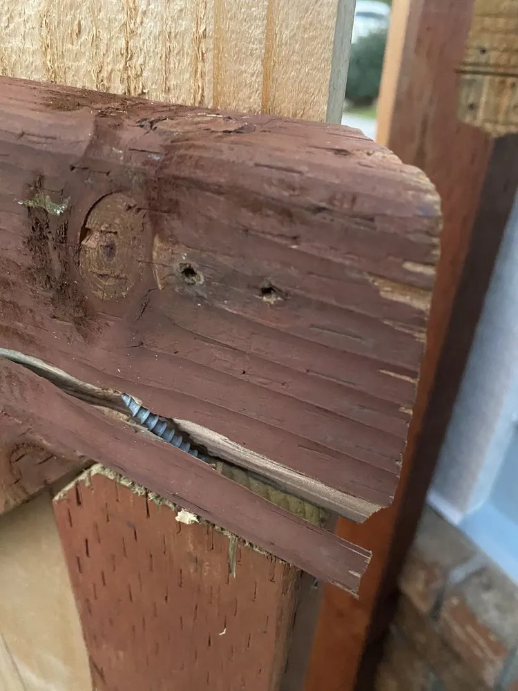Quality fence repair experts serving Fallbrook, CA - Fence Masters