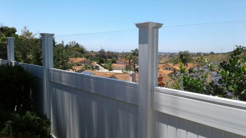 Expert fence installation experts serving Fallbrook, CA - Fence Masters