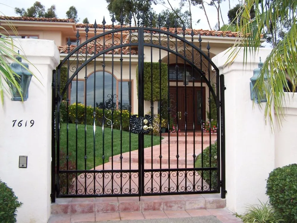 Affordable fence installation in Oceanside, CA by Fence Smith