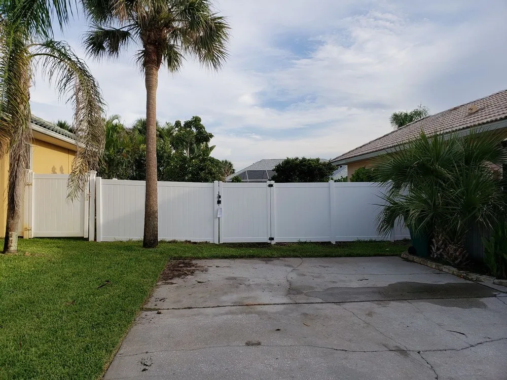 Affordable wood fence service service in St. Cloud, FL - Fence Specialty