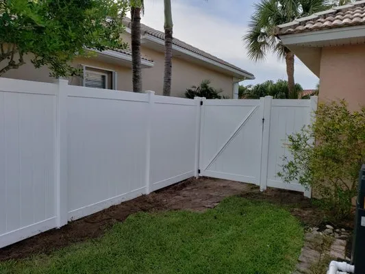Fence Specialty Logo