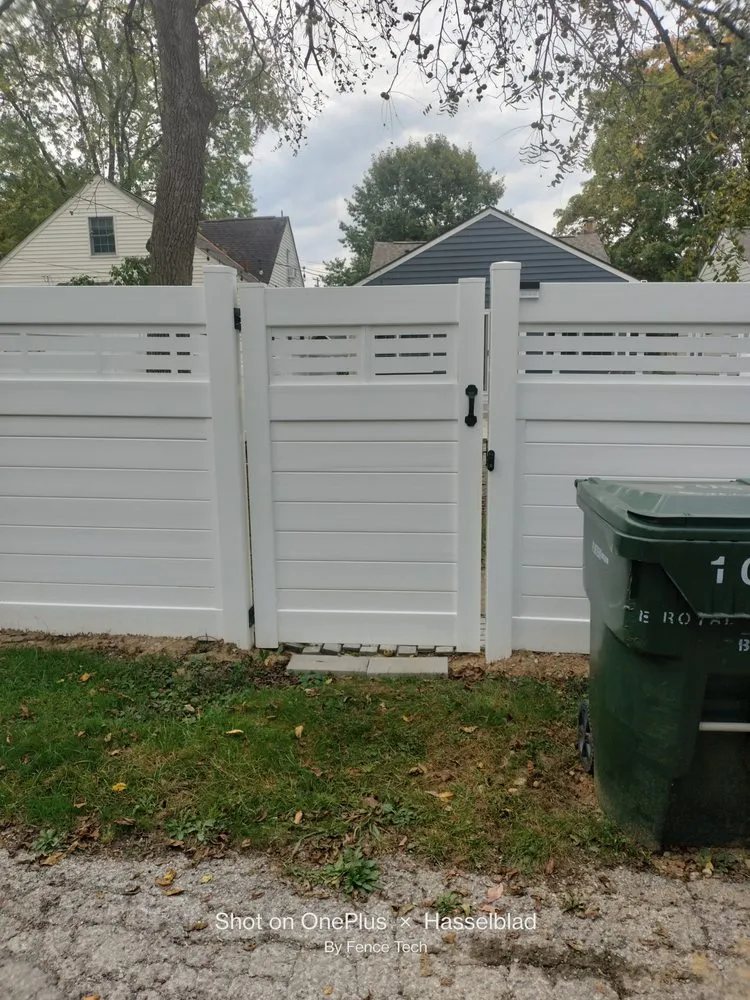Reliable vinyl fence installation experts serving Orient, OH - Fence Tech