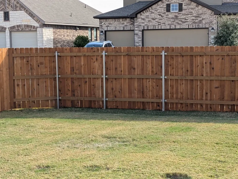 Local fence installation for homes in Austin, TX by FenceMaxx