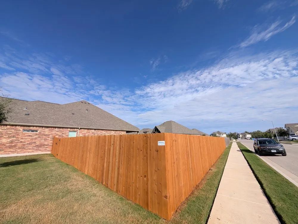 Expert fence repair in Austin, TX by FenceMaxx