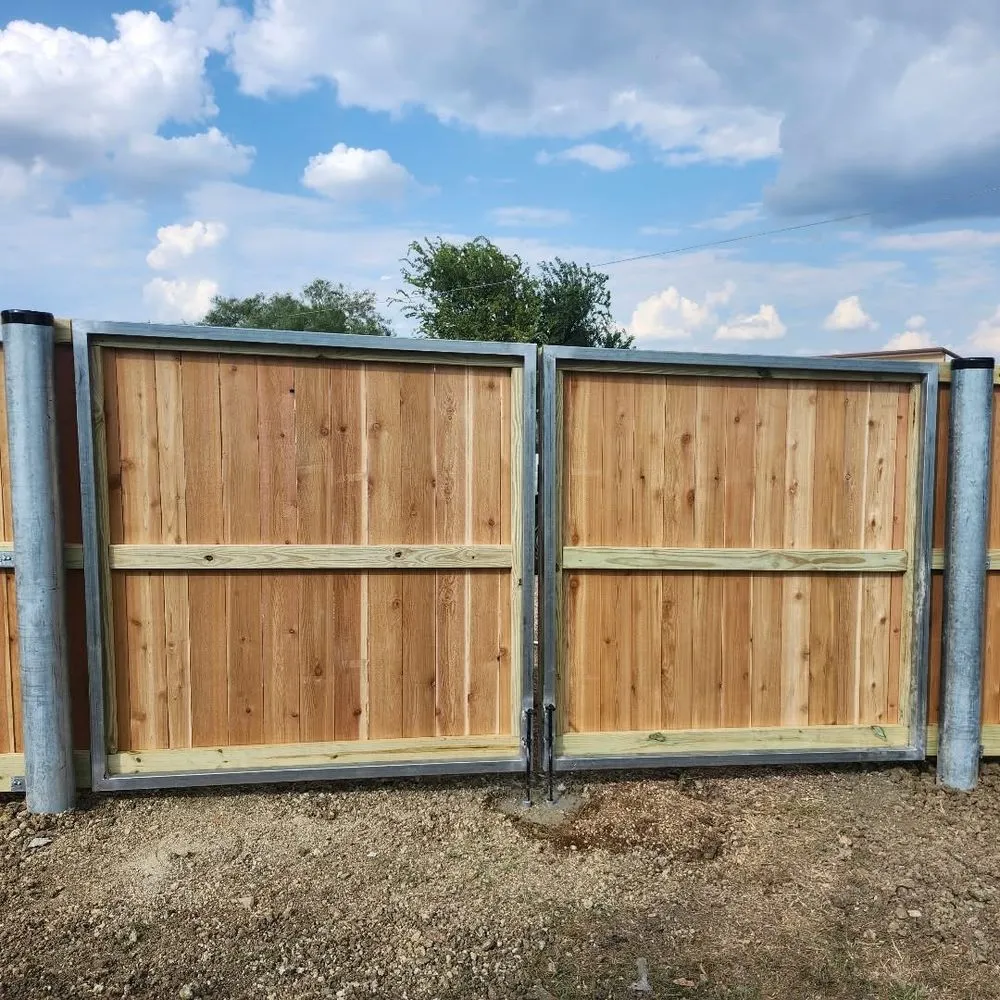 Affordable chain link fencing in Buda, TX by Fencetex