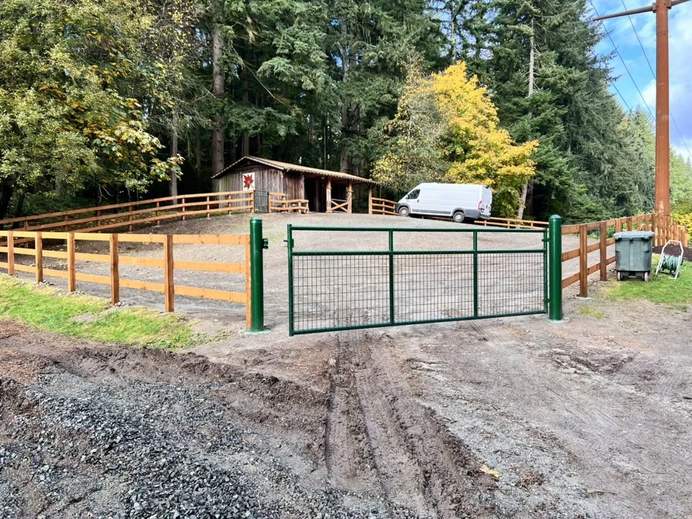 Reliable fence installation for homes in Bothell, WA by Fencetopia