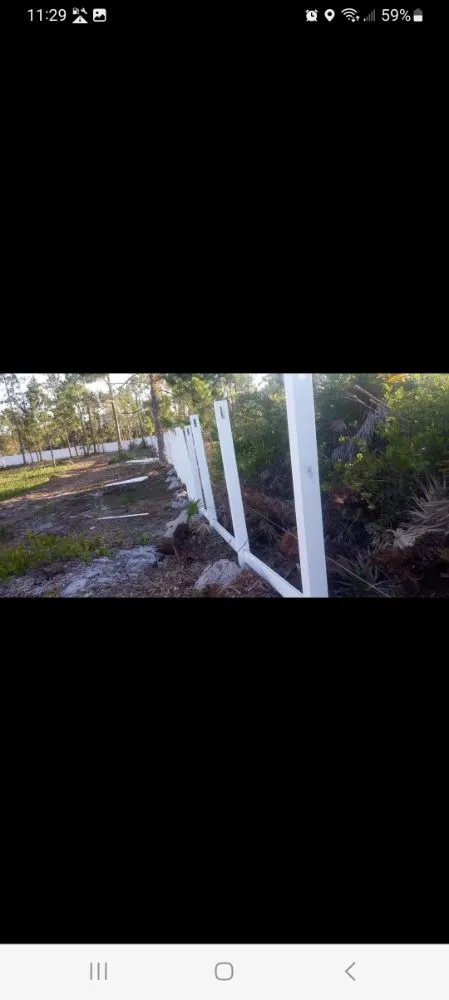 Local wood fence service in Bradenton, FL by Fencify