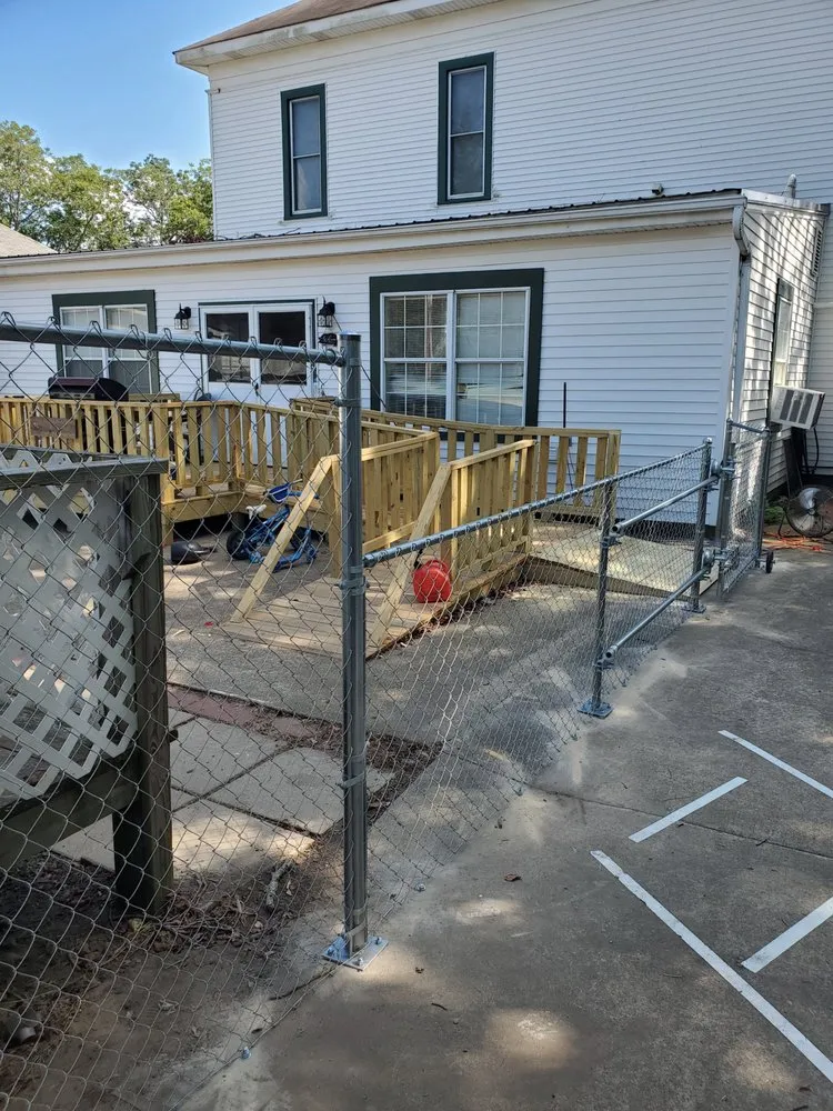 Local vinyl fence installation experts serving Benton, AR - Fencing Done Wright