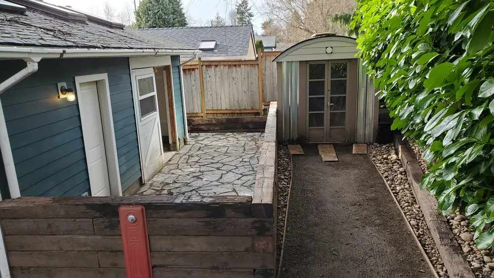 Expert fence installation in Everett, WA by Final Cut Construction