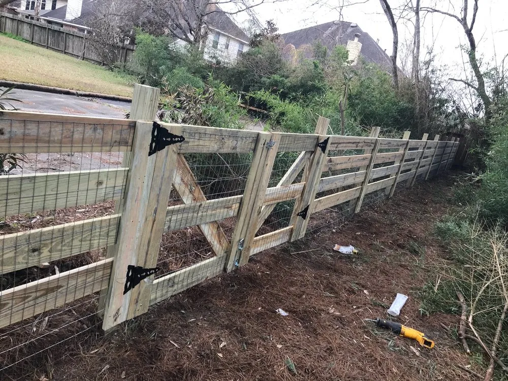 Affordable chain link fencing service in Spring, TX - First Texas Tree Services