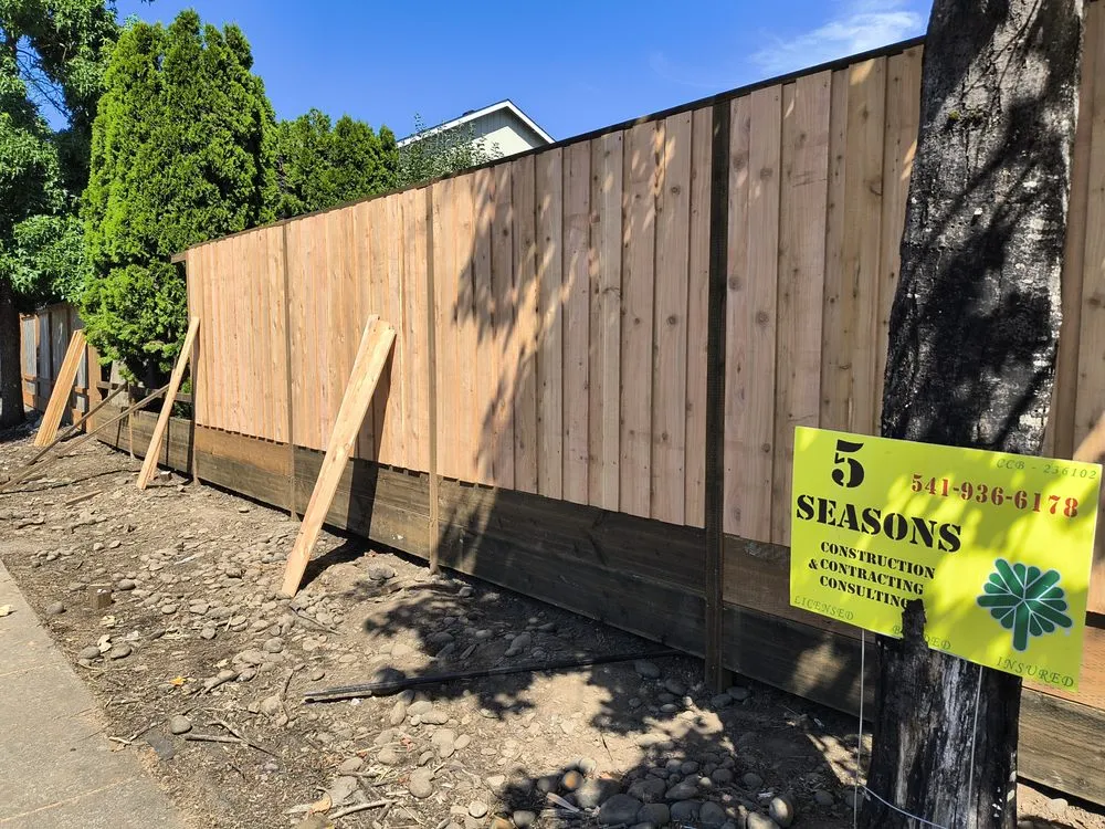 Quality wood fence service service in Springfield, OR - Five Seasons