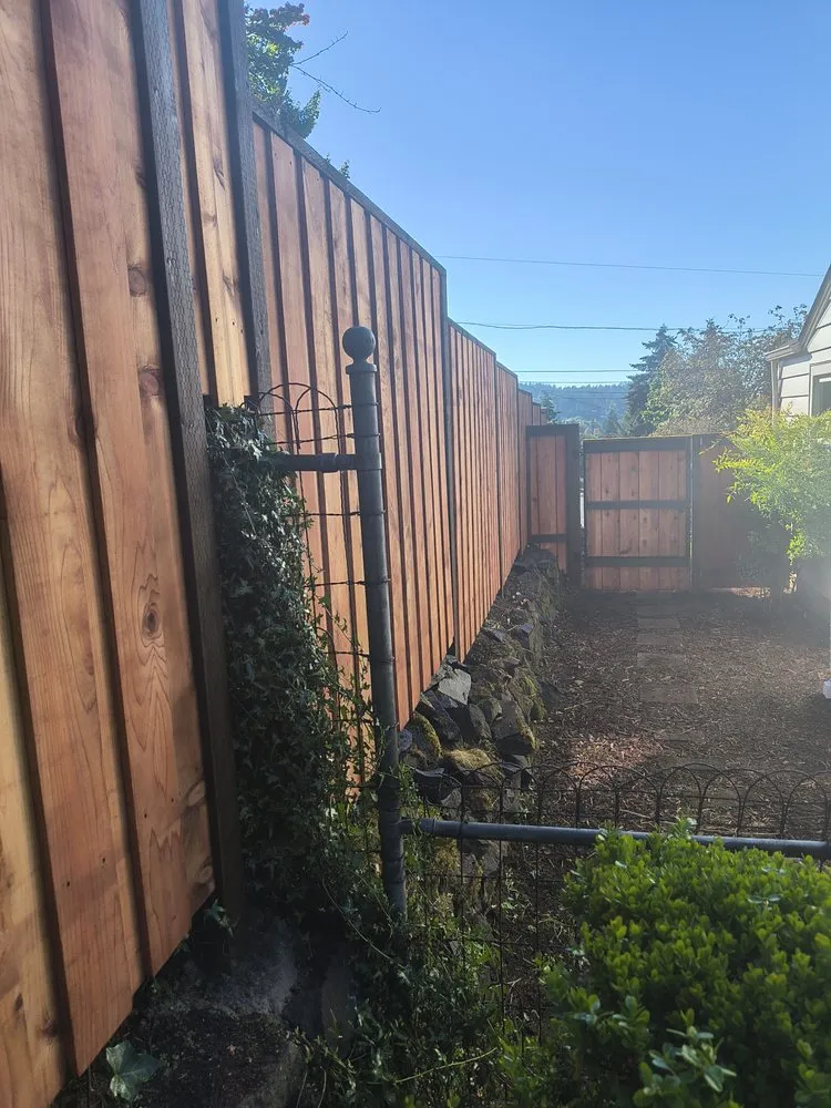 Expert fence repair service in Springfield, OR - Five Seasons