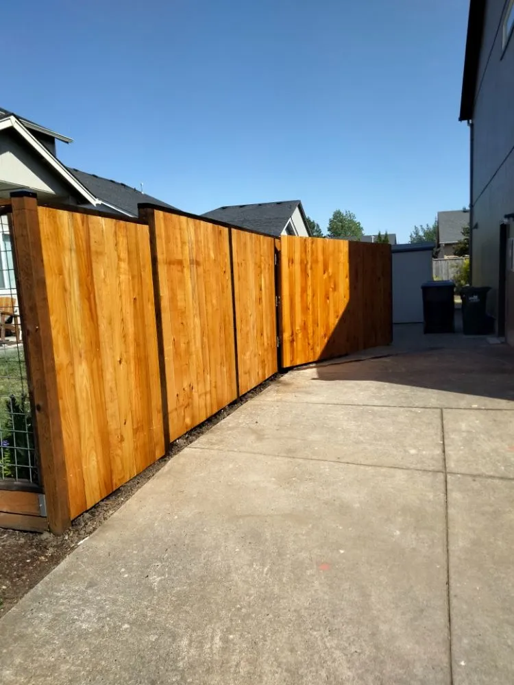 Trusted fence installation in Springfield, OR by Five Seasons