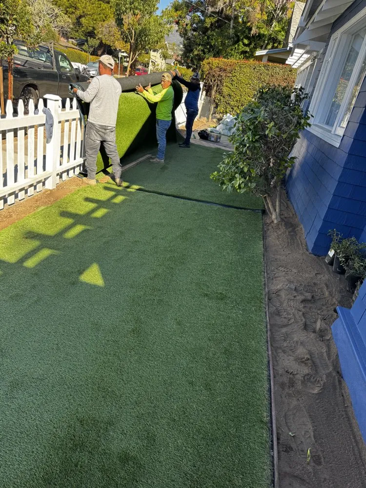 Affordable fence installation for homes in Goleta, CA by Fixall