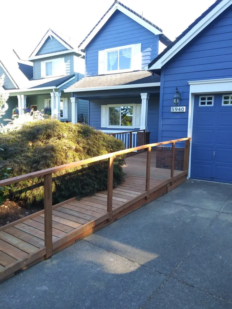 Quality fence installation experts serving Albany, OR - Framework Contracting