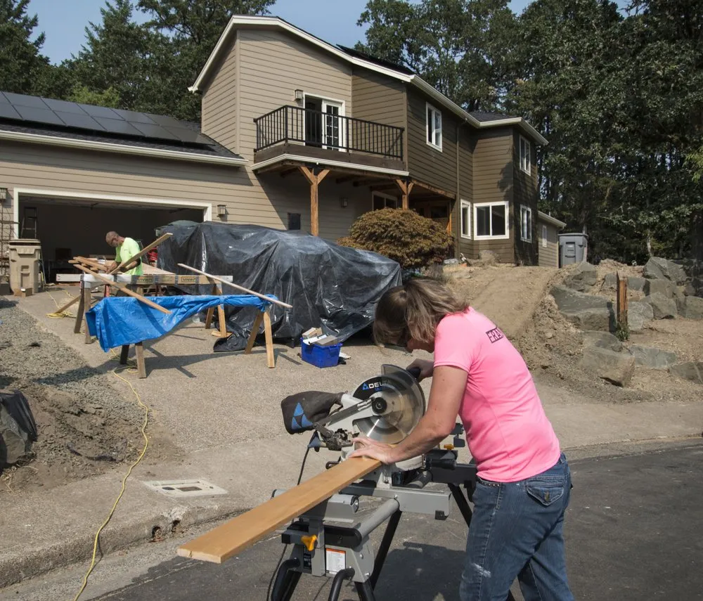 Trusted fence installation experts serving Albany, OR - Framework Contracting