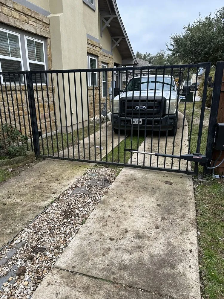 Quality wood fence service for homes in Austin, TX by Gate Doctors