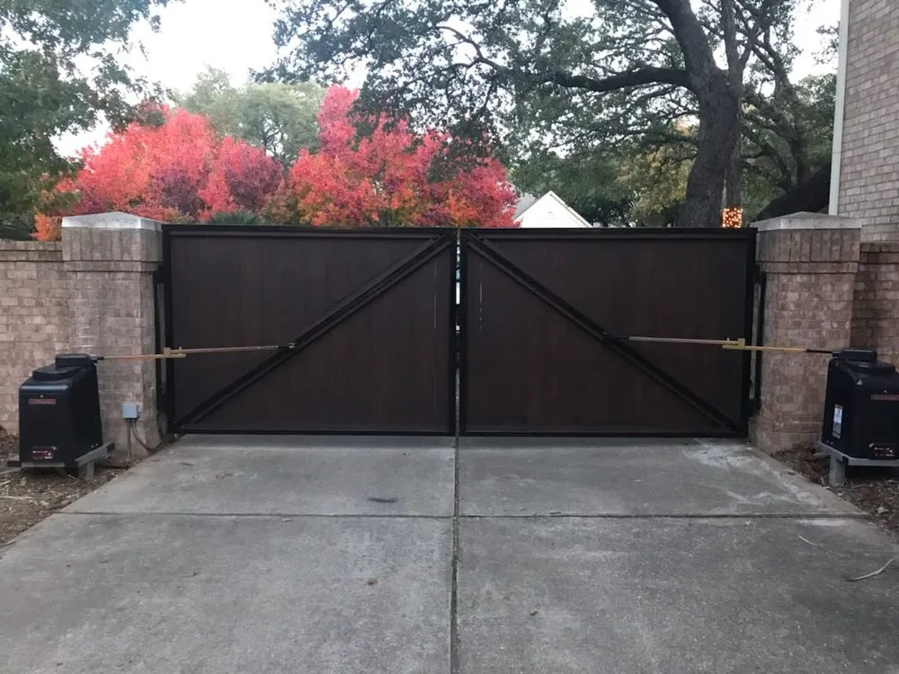 Top-rated wood fence service experts serving Austin, TX - Gate Doctors