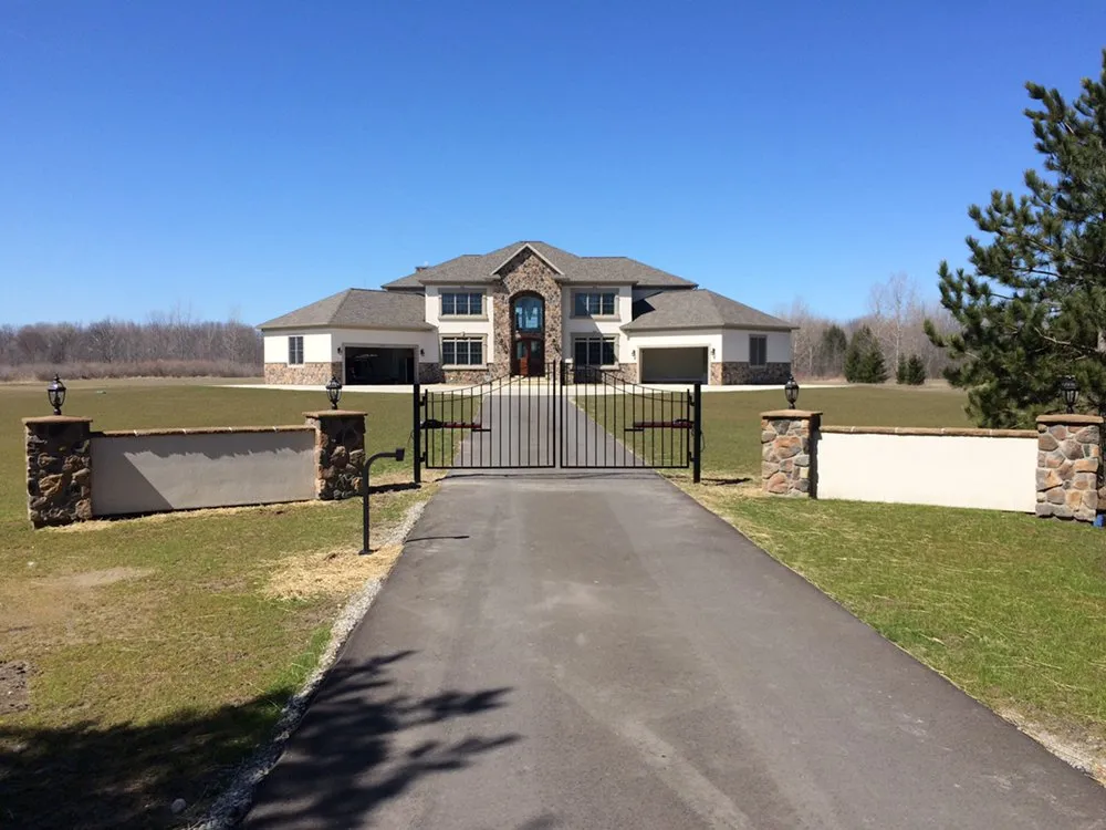 Expert fence installation experts serving Flint, MI - Gate Logic